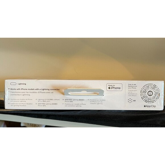 🔥NEW SEALED Backbone (Lightning) BB-02-B-X Mobile Gaming Controller for iPhone - Picture 5 of 5